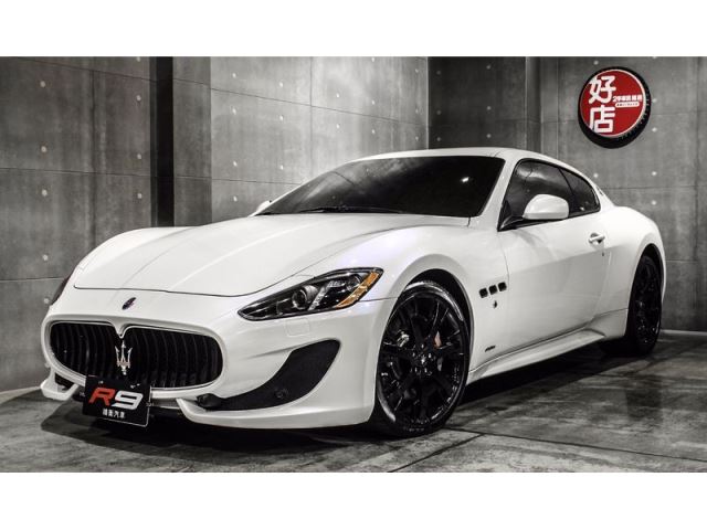 2013 Maserati GranTurismo Sport-