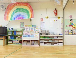 新七賢幼兒園寬敞的教室空間-