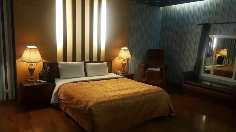 高雄市鳳山區休息3小時推薦:金銀島汽車旅館 新富鳳山店”src=